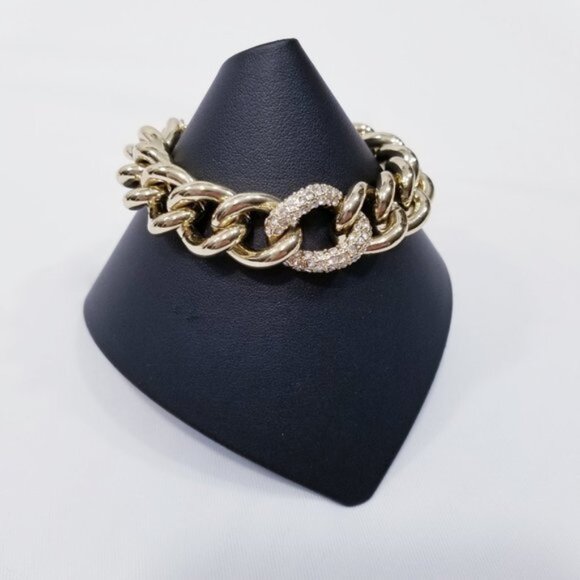 Victoria's Secret Jewelry - Victoria's Secret Angel Wings Link Bracelet - EUC